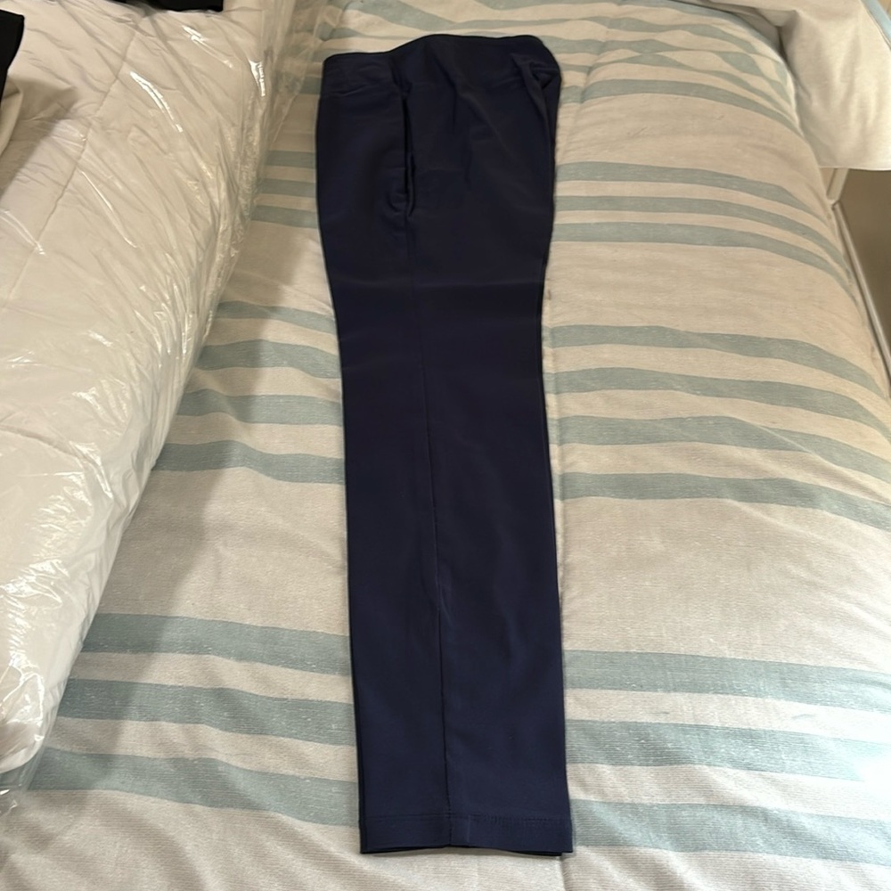 Navy skinny cropped pants